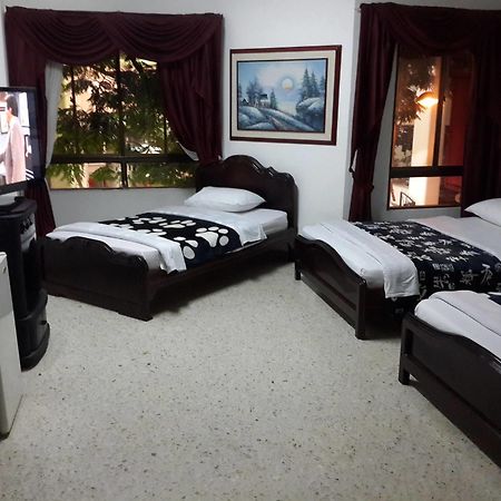 Hotel Ejecutivo Pereira Esterno foto