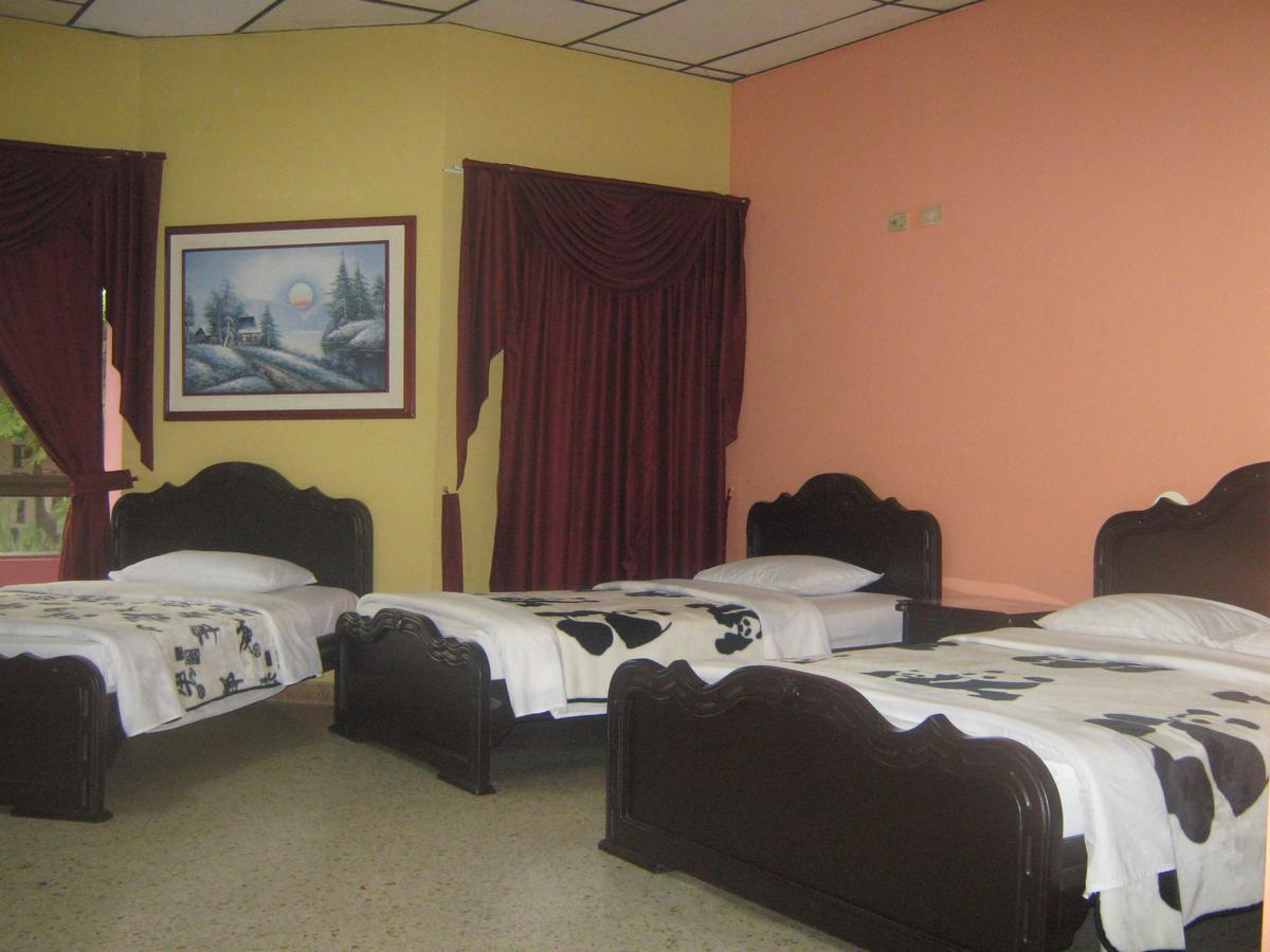 Hotel Ejecutivo Pereira Esterno foto