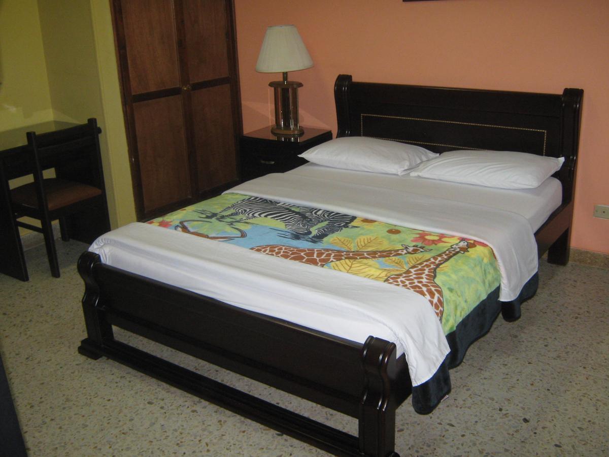 Hotel Ejecutivo Pereira Esterno foto