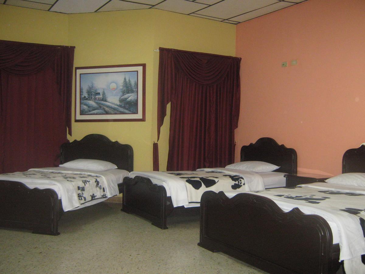 Hotel Ejecutivo Pereira Esterno foto