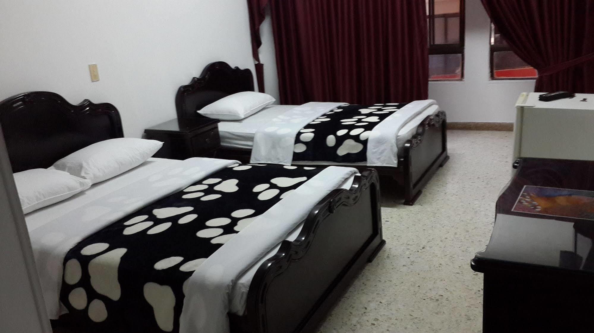 Hotel Ejecutivo Pereira Esterno foto