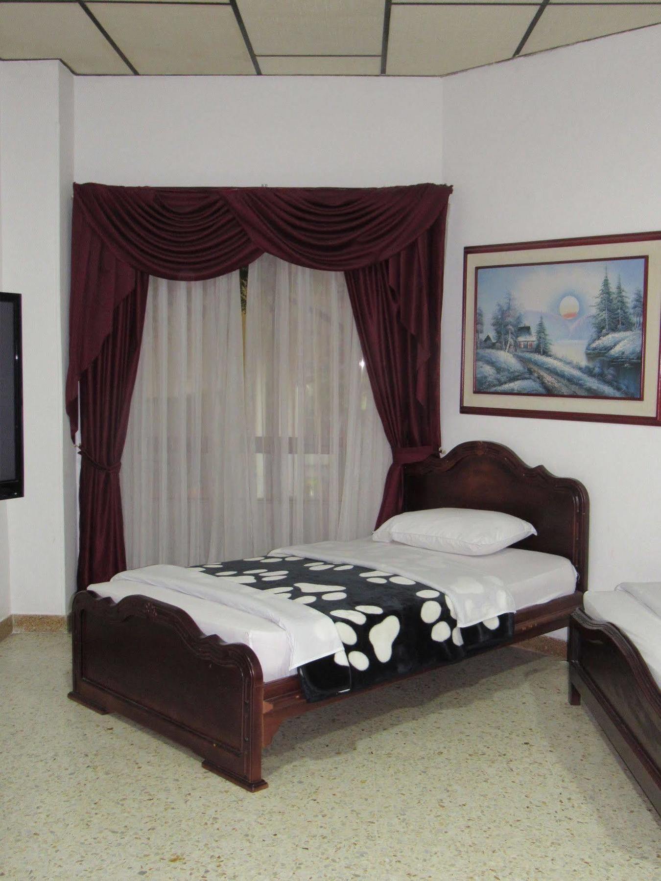 Hotel Ejecutivo Pereira Esterno foto