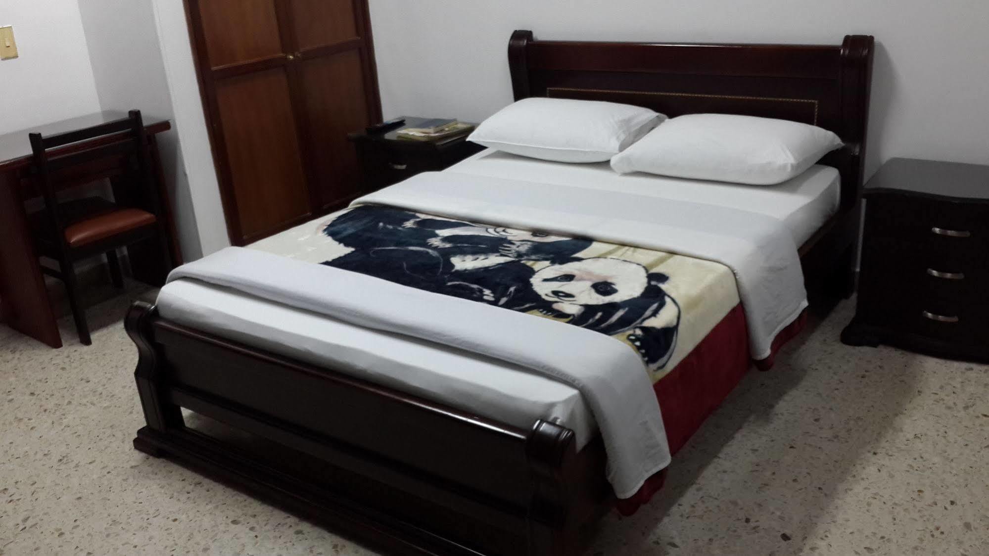 Hotel Ejecutivo Pereira Esterno foto